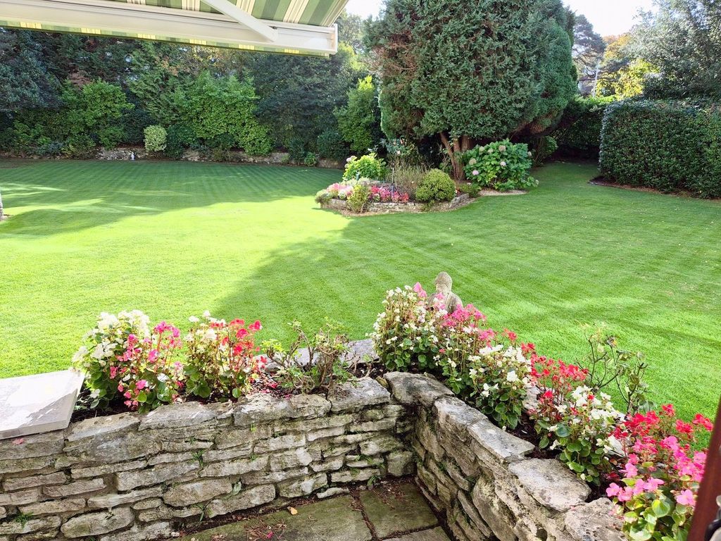 Additional image 23 of 3 bed flat for saleMartello Road South, Canford Cliffs, Poole BH13