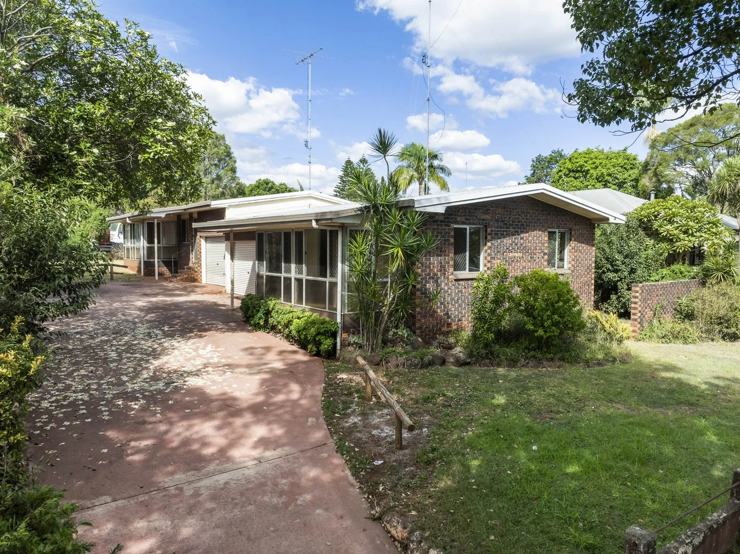 1 & 2/212 Ruthven Street, North Toowoomba QLD 4350