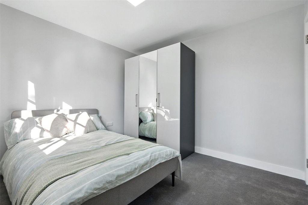Additional image 9 of 1 bed flat for saleCox's Yard, 16-18 Rayne Road, Braintree, Essex CM7