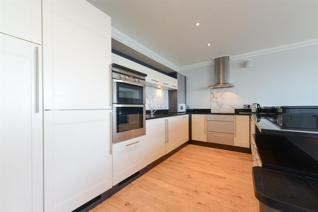 Additional image 9 of 2 bed flat for saleCastle View, Joss Gap Road, Broadstairs CT10