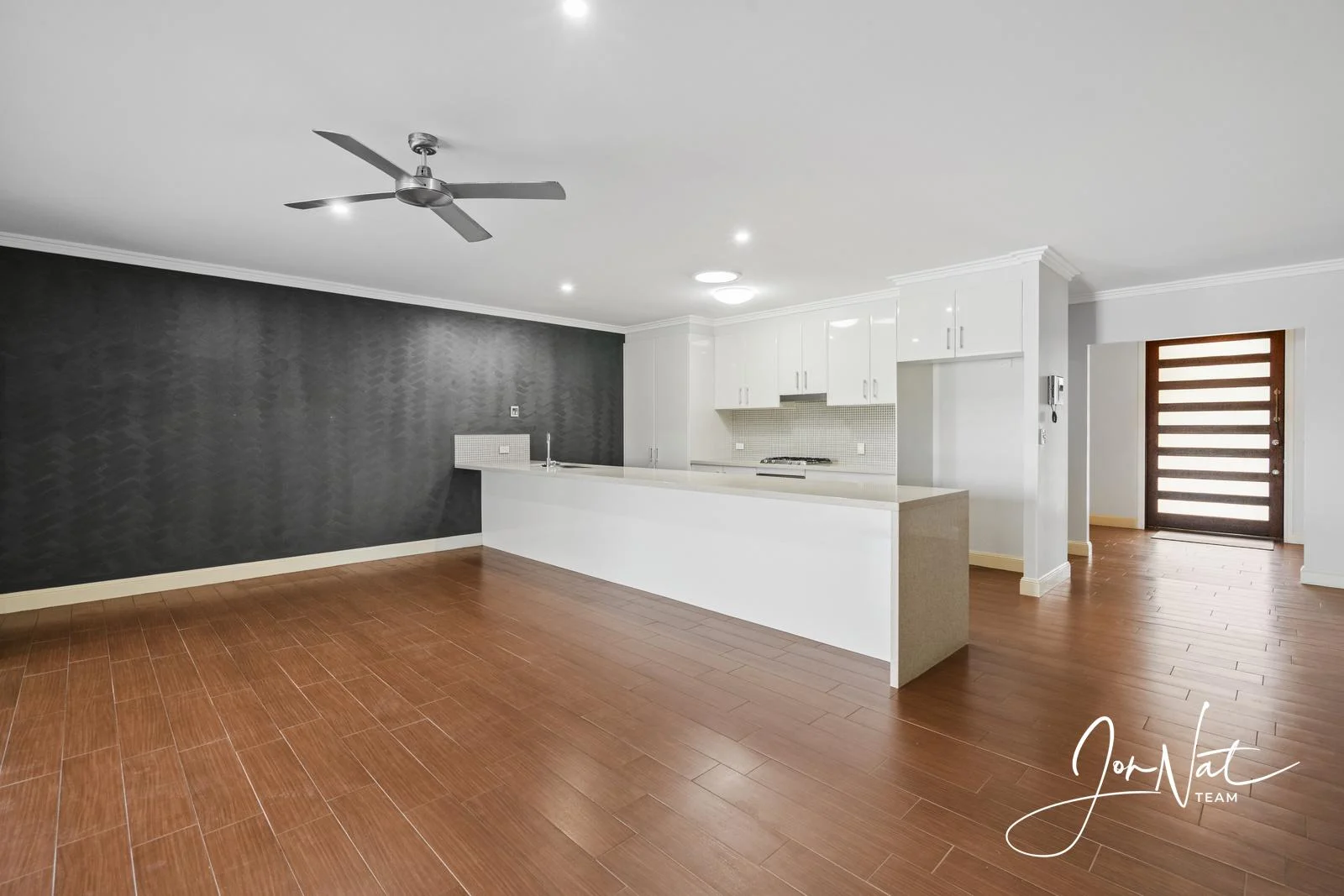 2-4 Ridge Place, Redland Bay QLD 4165 photo 4