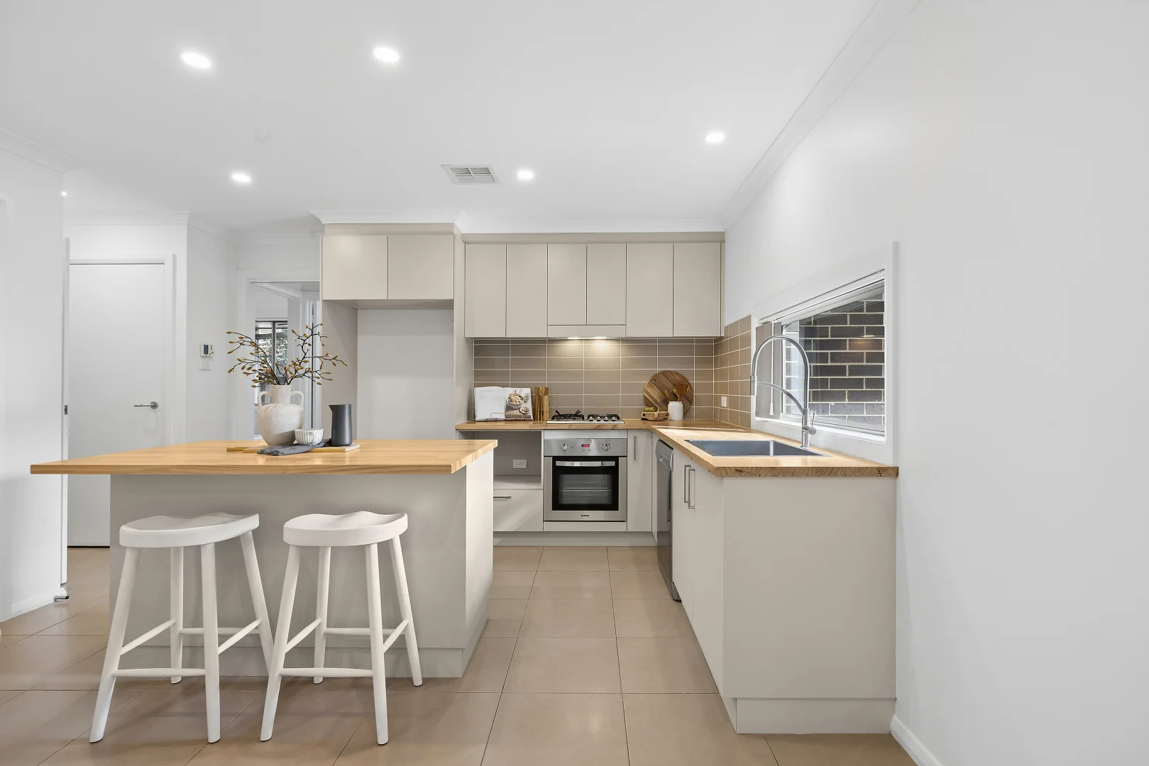 Additional image 5 of 42 Abena Avenue, Crace ACT 2911