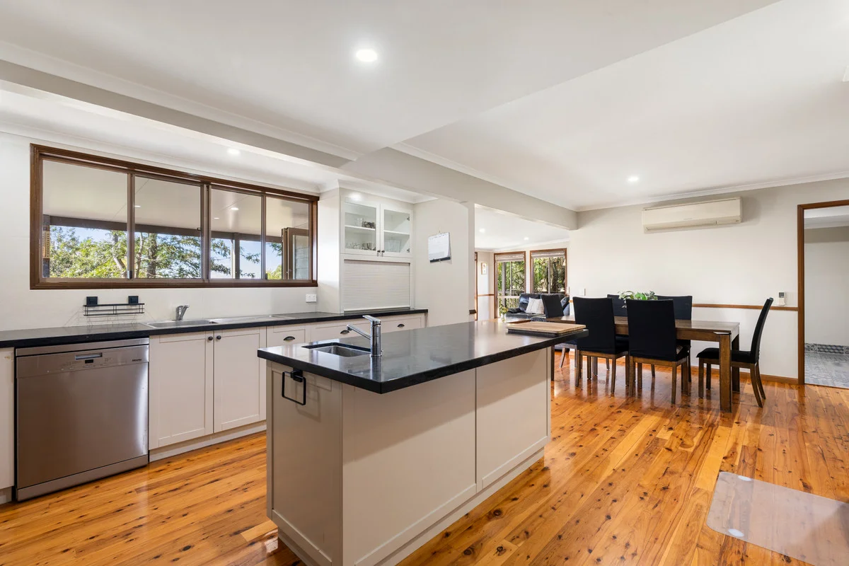 Additional image 5 of 37 Harvey Street, Mount Lofty QLD 4350