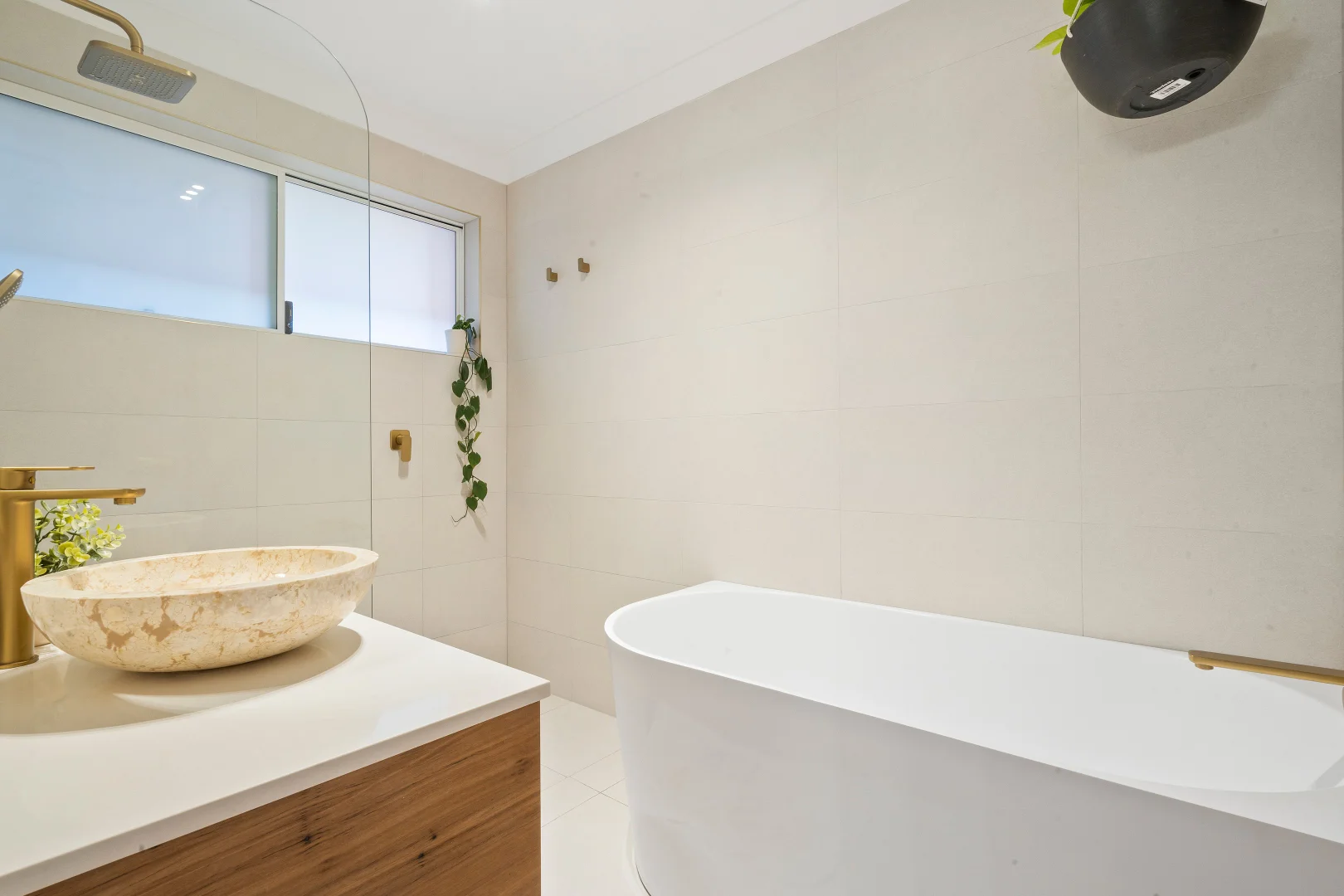 Additional image 7 of 24 Scenic Crescent, Albion Park NSW 2527