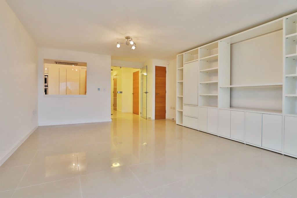 Additional image 7 of 3 bed flat for saleBoscombe Overcliff Drive, Bournemouth BH5