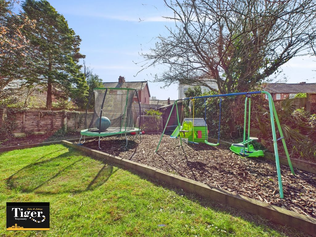 Additional image 39 of 4 bed semi-detached house for saleWest Park Drive, Blackpool FY3