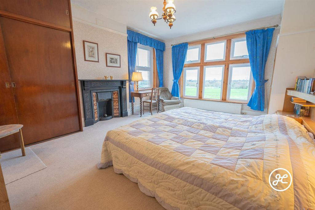 Additional image 21 of 5 bed detached house for saleDurleigh Road, Bridgwater TA6