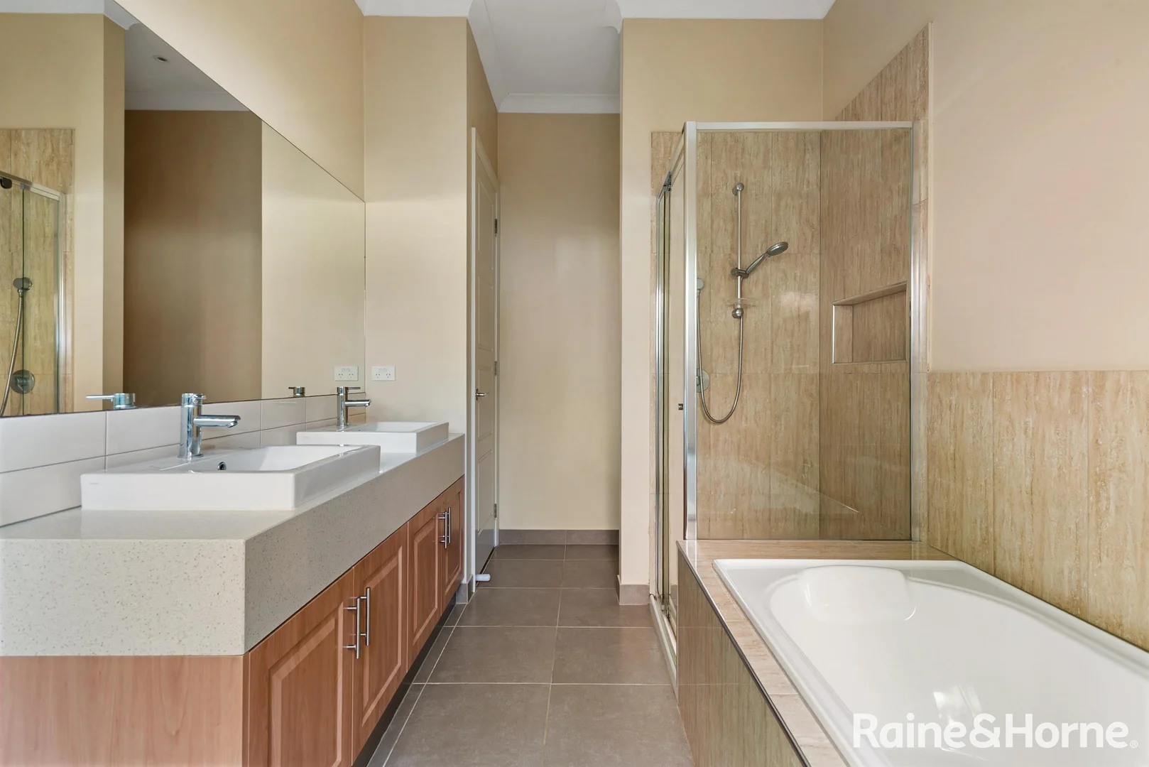 Additional image 10 of 12 Cassandra Close, Gisborne VIC 3437