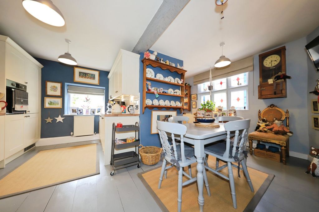 Additional image 6 of 2 bed town house for saleMill Street, Bridgnorth WV15