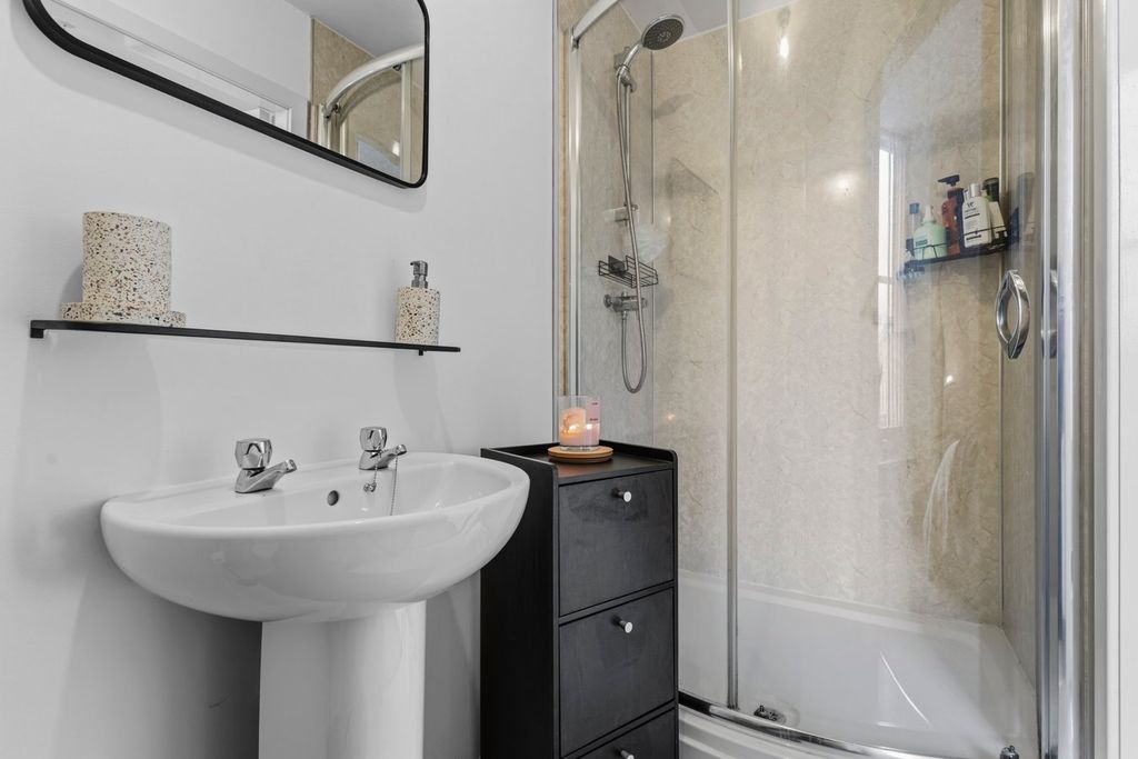 Additional image 11 of 3 bed flat for saleBridge Street, Galston KA4