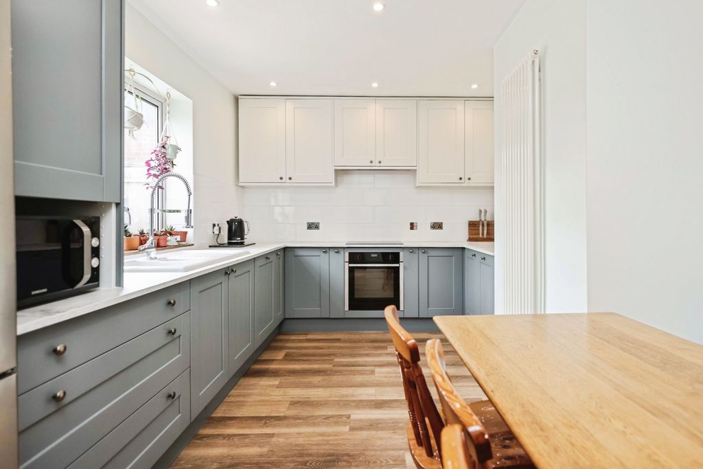 Additional image 7 of 3 bed semi-detached house for saleStalls Farm Road, Droitwich WR9