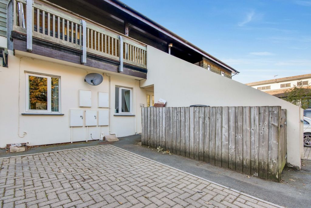 Additional image 2 of 2 bed flat for saleAspen Grove, Fremington, Barnstaple, Devon EX31