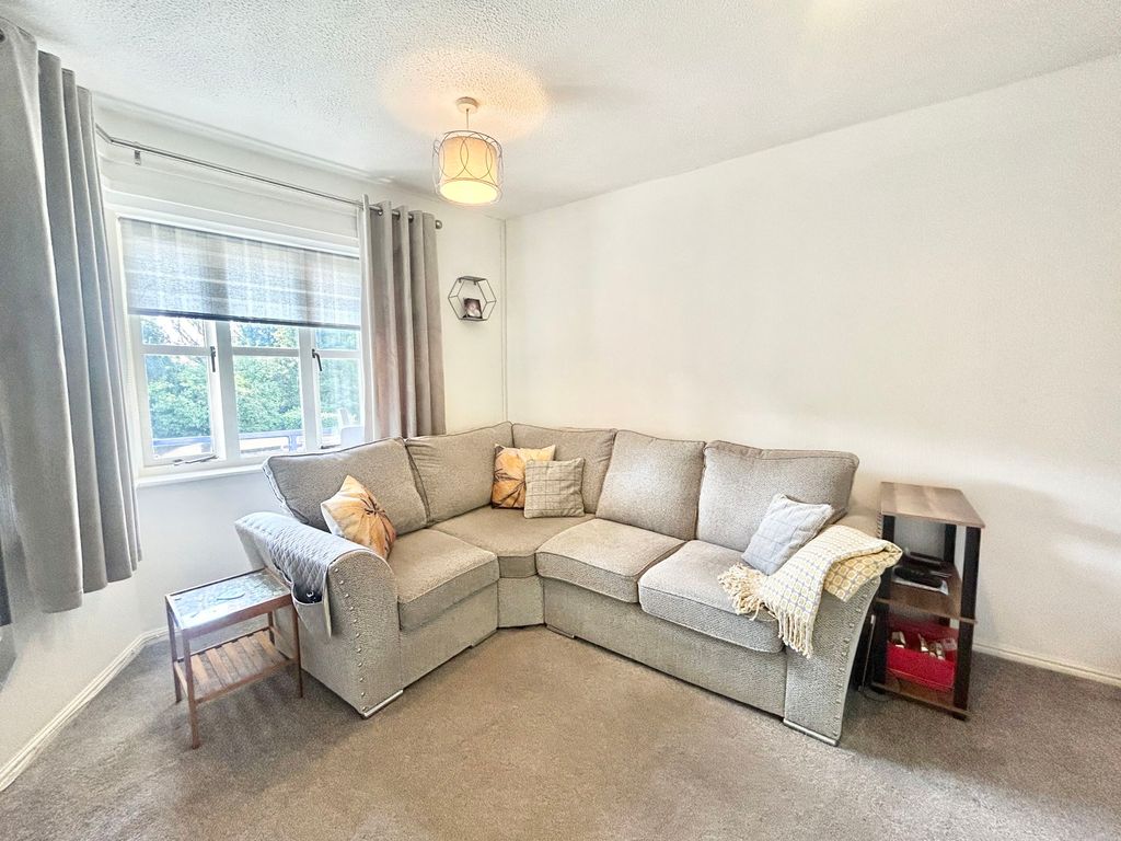 Additional image 8 of 2 bed flat for saleAvenue Court, Westgate, Bridlington YO16