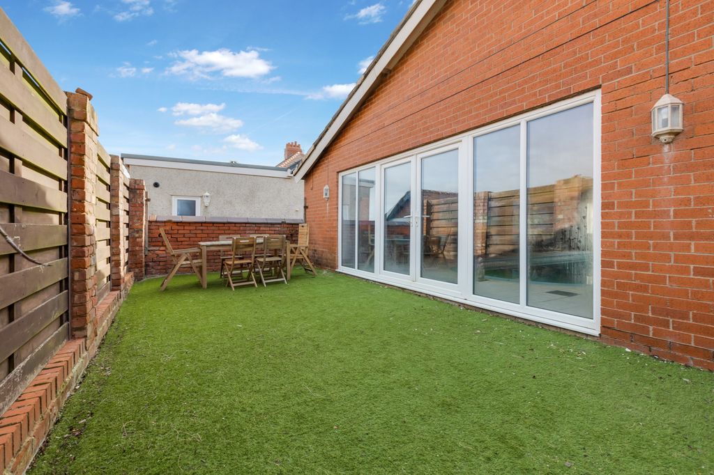 Additional image 28 of 5 bed detached house for saleQueens Promenade, Bispham FY2