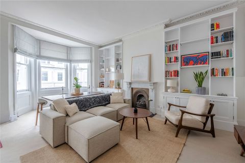 Strathmore Gardens, London W8