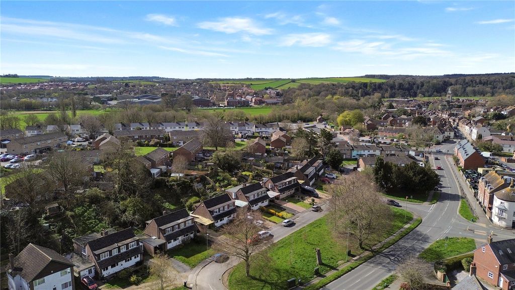 Additional image 20 of 5 bed semi-detached house for saleFishers Close, Blandford Forum, Dorset DT11