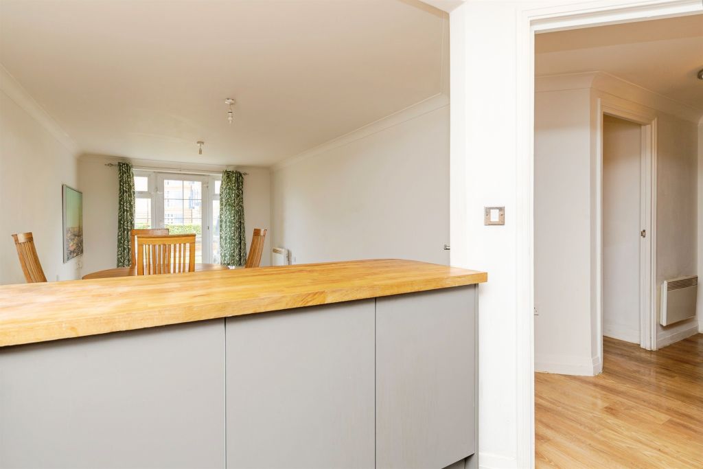 Additional image 5 of 2 bed flat for saleNewland Gardens, Hertford SG13