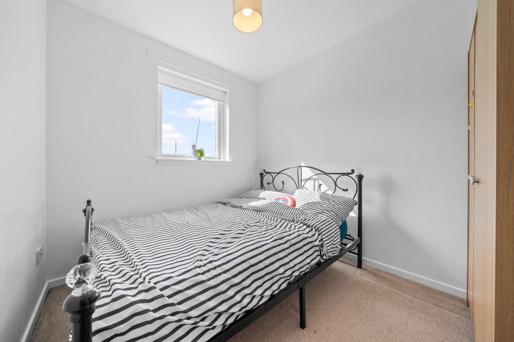 Additional image 15 of 2 bed flat for saleLadysgate Court, Carronshore, Falkirk FK2