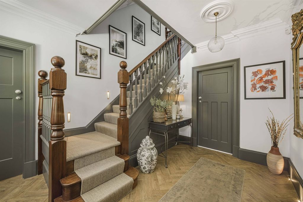 Additional image 14 of 5 bed detached house for saleAlan Drive, Hale WA15