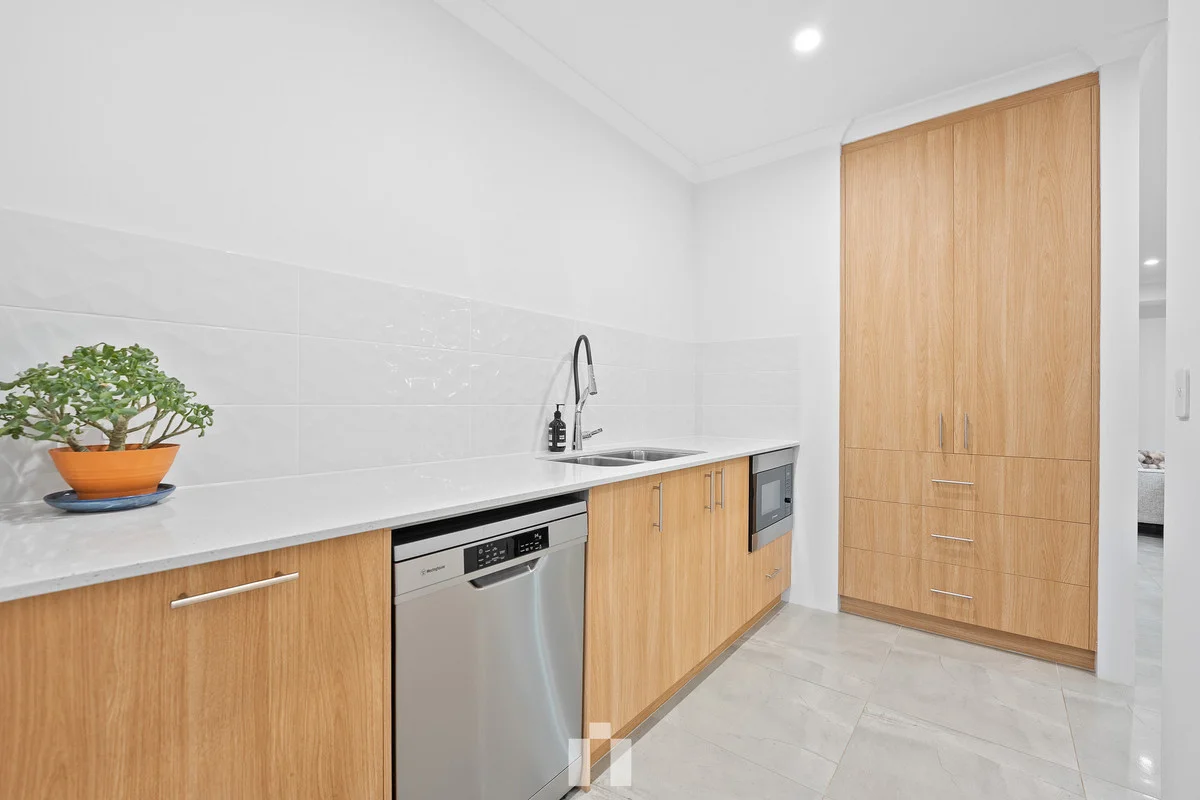 Additional image 17 of 13 Boab Way, Treeby WA 6164