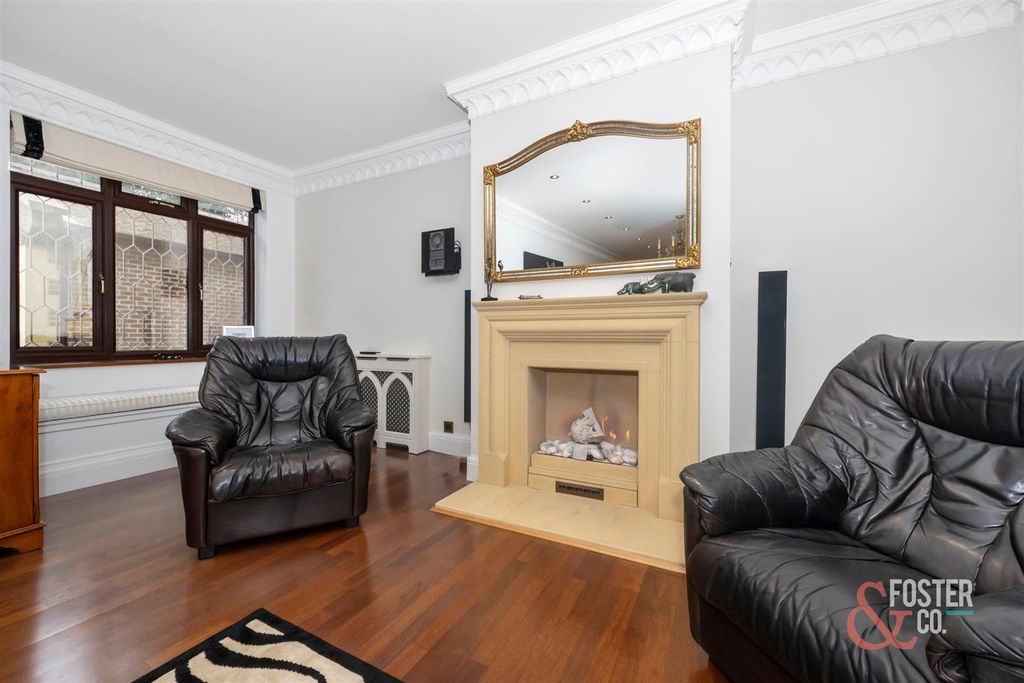 Additional image 8 of 5 bed detached house for saleSurrenden Crescent, Brighton BN1