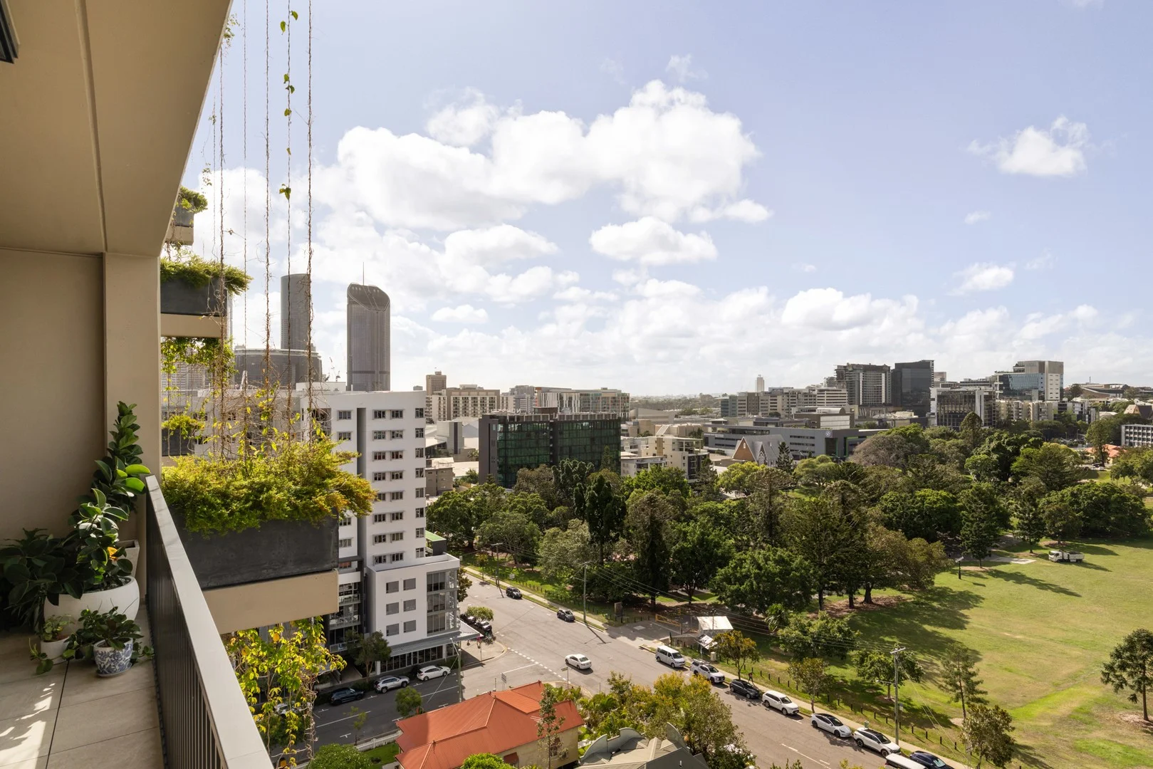 902/20 Edmondstone Street, South Brisbane QLD 4101