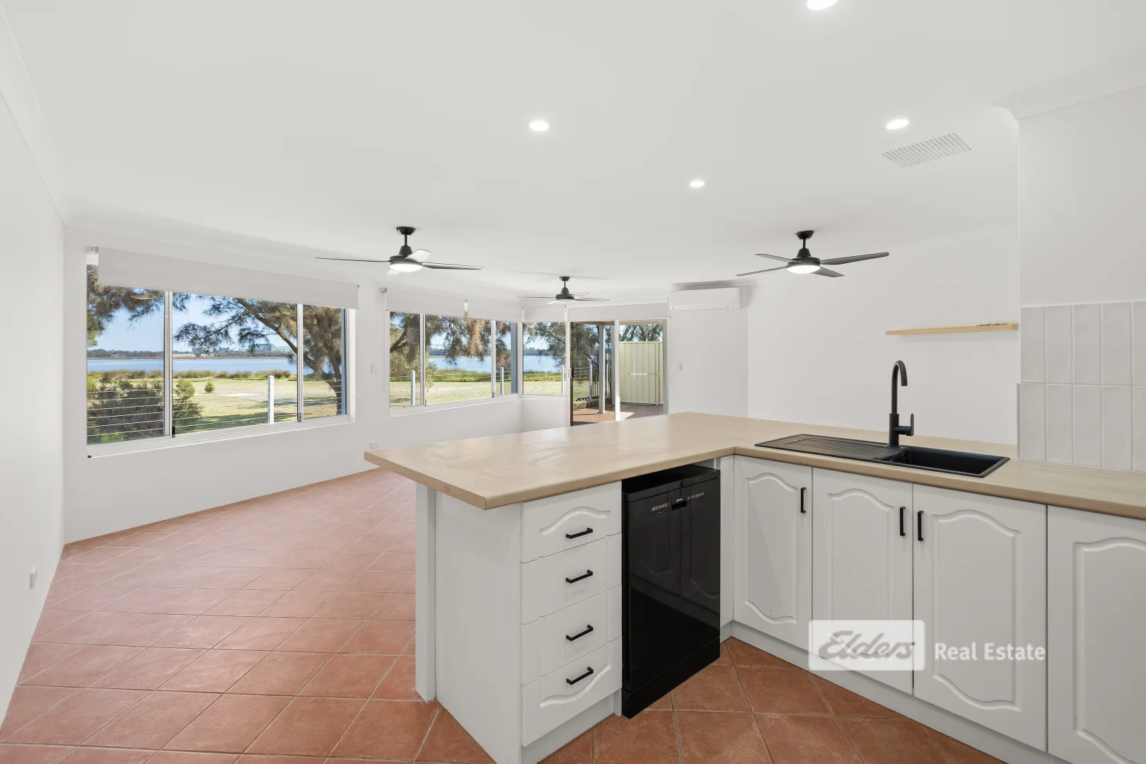 Additional image 7 of 3/6 Kendle Close, Pelican Point WA 6230