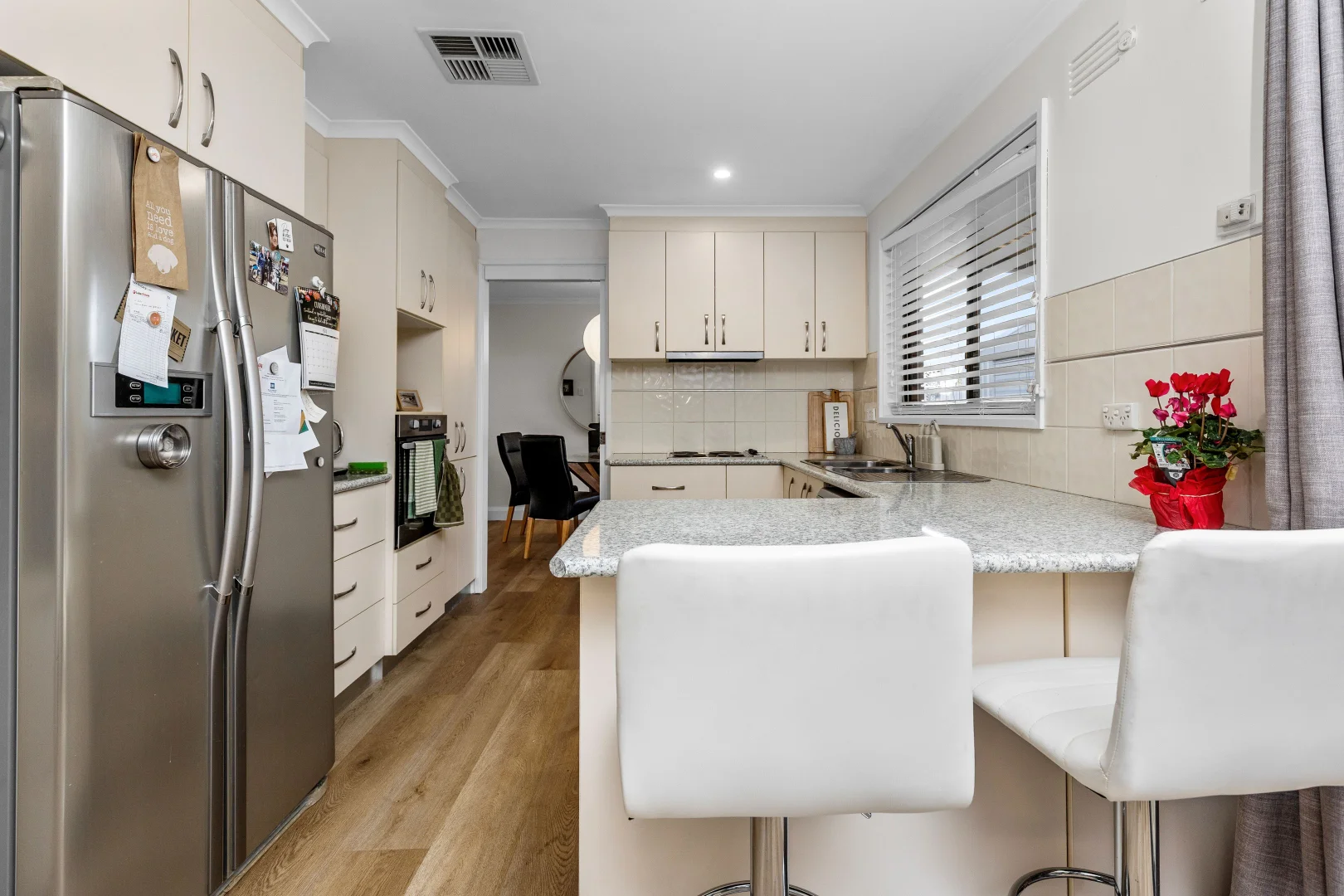 Additional image 10 of 8 Dalman Parkway, Glenfield Park NSW 2650