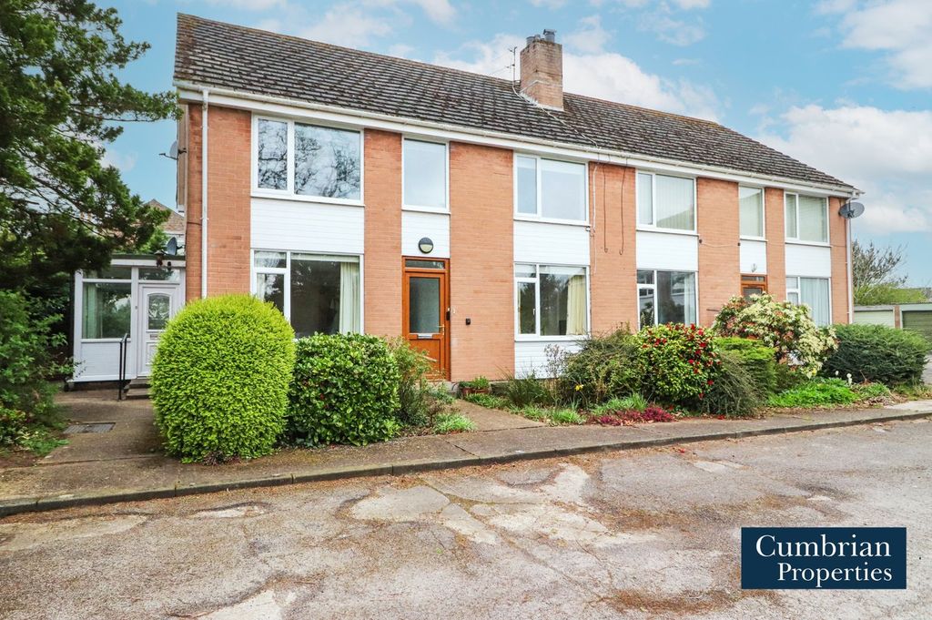 2 bed flat for saleWhitegate, Wetheral, Carlisle CA4