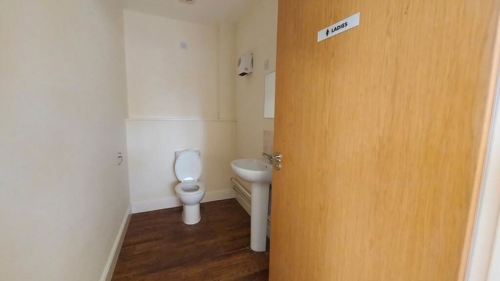Additional image 41 of 4 bed farmhouse for saleDyke Drove, Bourne PE10