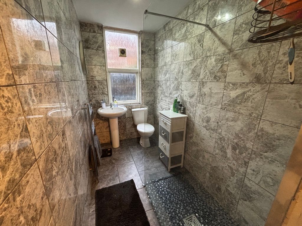 Additional image 6 of 7 bed semi-detached house for saleOxford Avenue, Bootle L20
