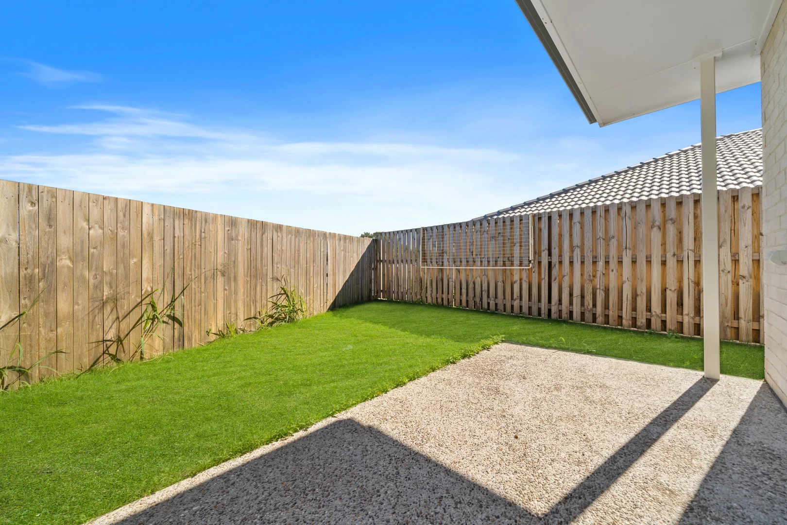 Additional image 6 of 2/8 Sugar Maple Place, Park Ridge QLD 4125