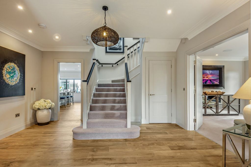 Additional image 16 of 4 bed detached house for saleCrouch Lane, Winkfield, Windsor, Berkshire SL4