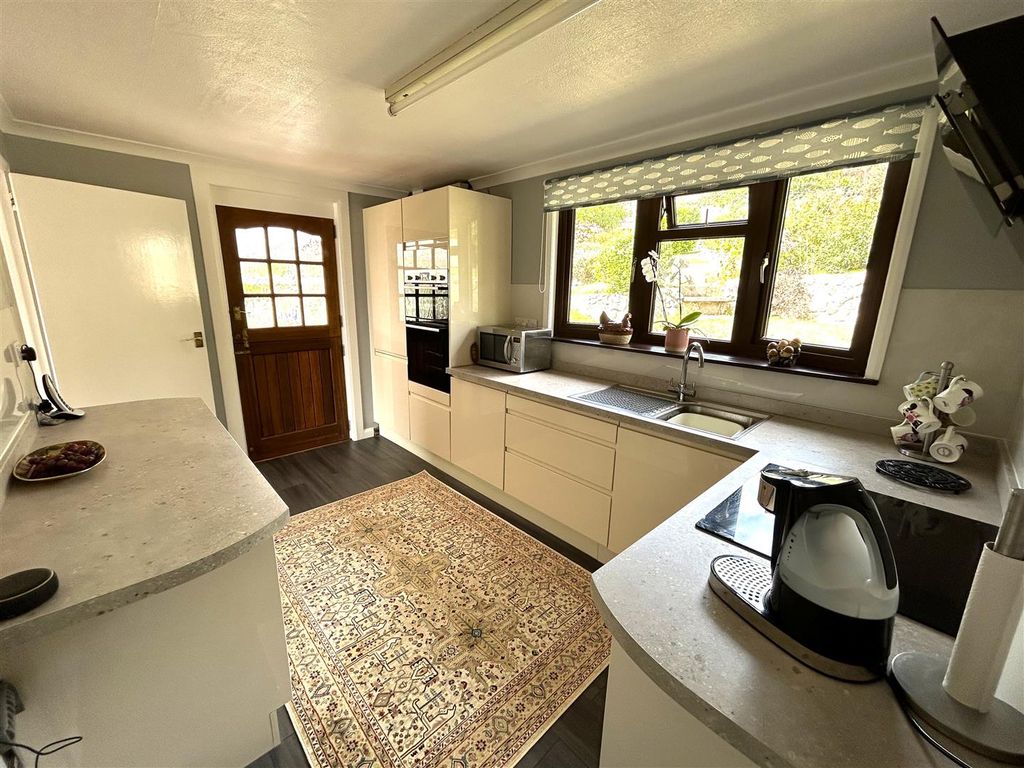Additional image 5 of 4 bed detached bungalow for saleMorcombelake, Bridport DT6