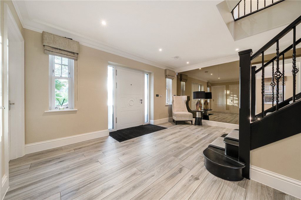 Additional image 2 of 6 bed detached house for salePlaistow Lane, Bromley BR1