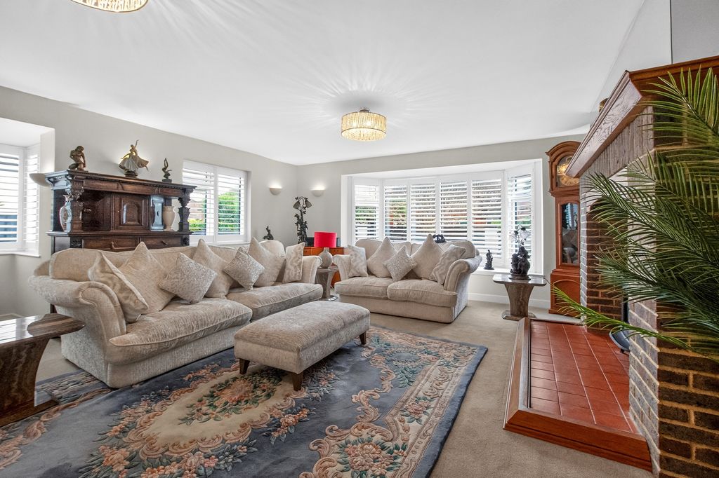 Additional image 5 of 4 bed detached house for salePenrith Road, Bournemouth BH5