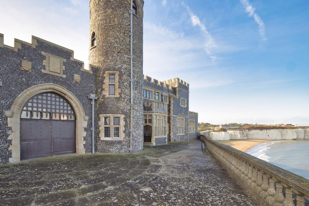 Additional image 4 of 2 bed flat for saleJoss Gap Road, Broadstairs CT10