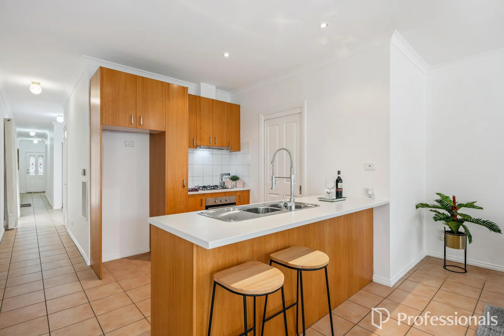 Additional image 5 of 13 Hinchinbrook Close, Caroline Springs VIC 3023