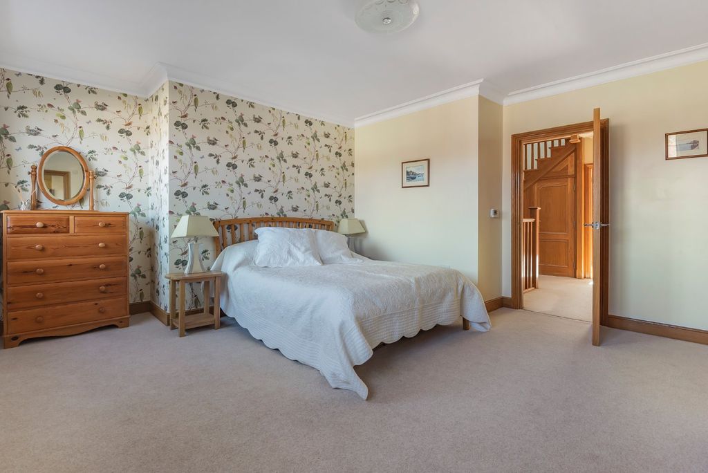 Additional image 12 of 6 bed detached house for salePark Farm Road, Bickley, Kent BR1