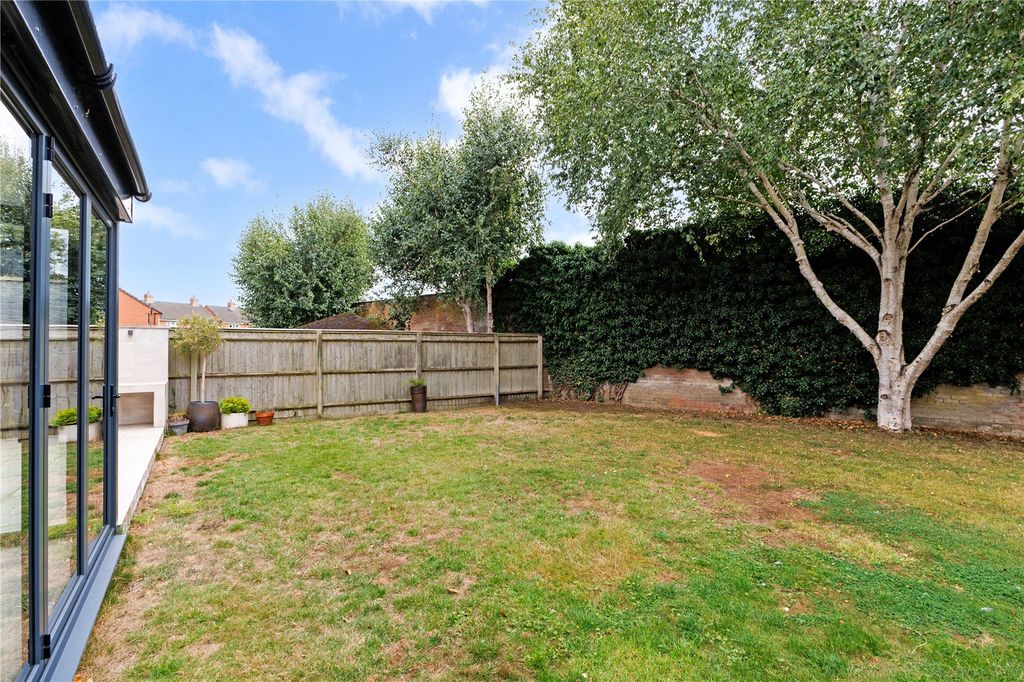 Additional image 18 of 6 bed detached house for saleBrackley, Northamptonshire NN13