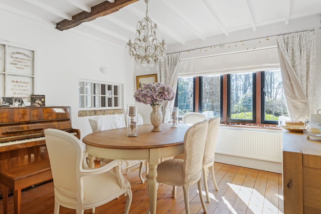 Additional image 3 of 5 bed detached house for saleBlind Lane, Bourne End SL8