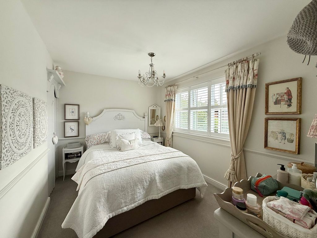 Additional image 11 of 1 bed property for saleSpartina Drive, Lymington SO41