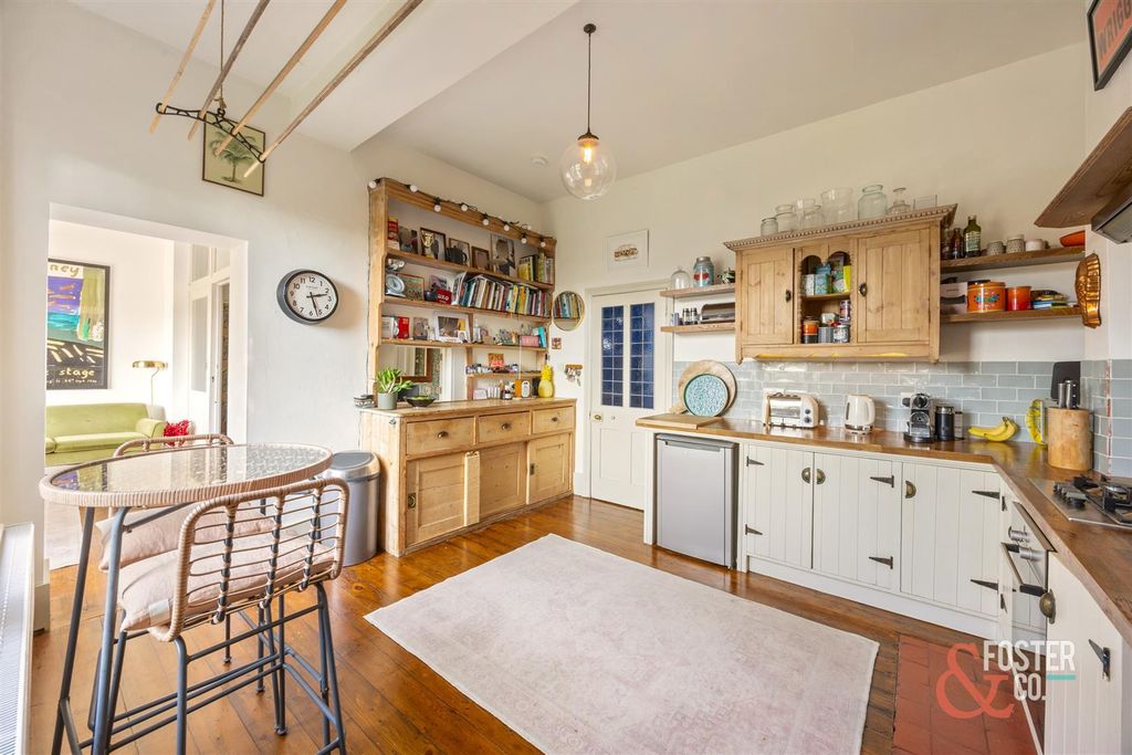 Additional image 9 of 6 bed detached house for saleSurrenden Road, Brighton BN1