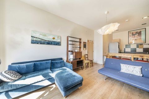 Multi Way, Acton W3