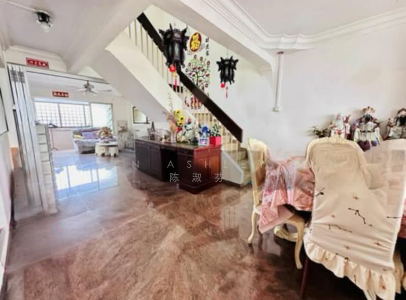 105 Jalan Rajah photo 2