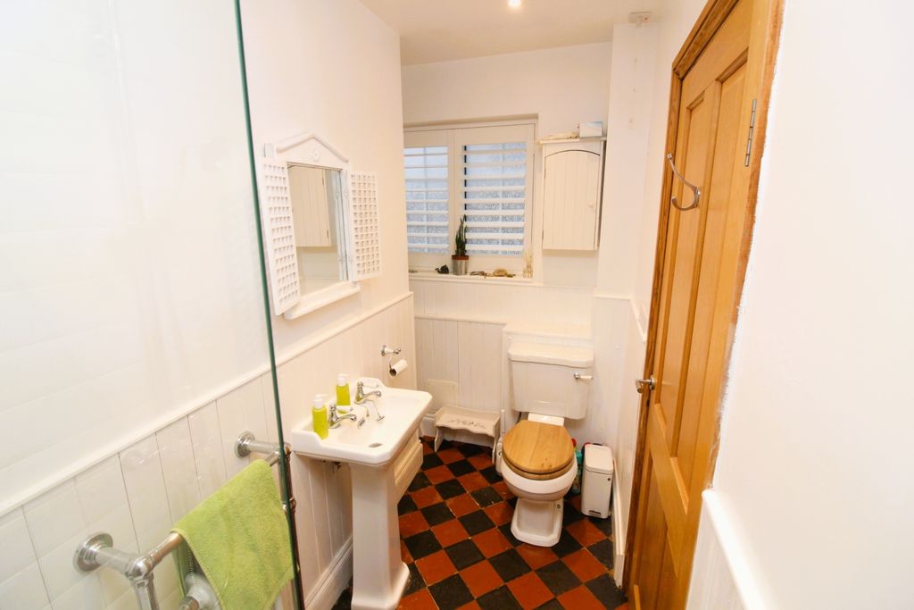 Additional image 18 of 4 bed semi-detached house for sale21 Hamp Green Rise, Bridgwater TA6