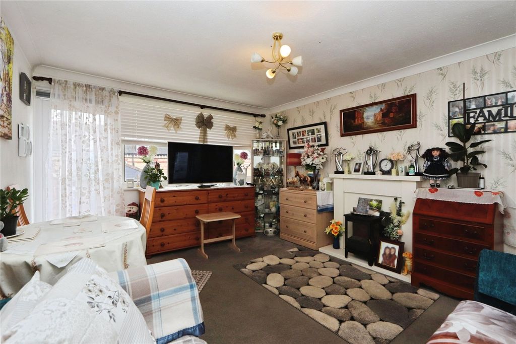 Additional image 7 of 1 bed bungalow for saleClovelly Gardens North, Bideford, Devon EX39