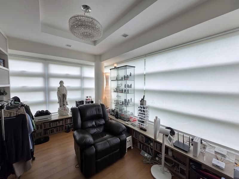 1K Green Lane photo 3