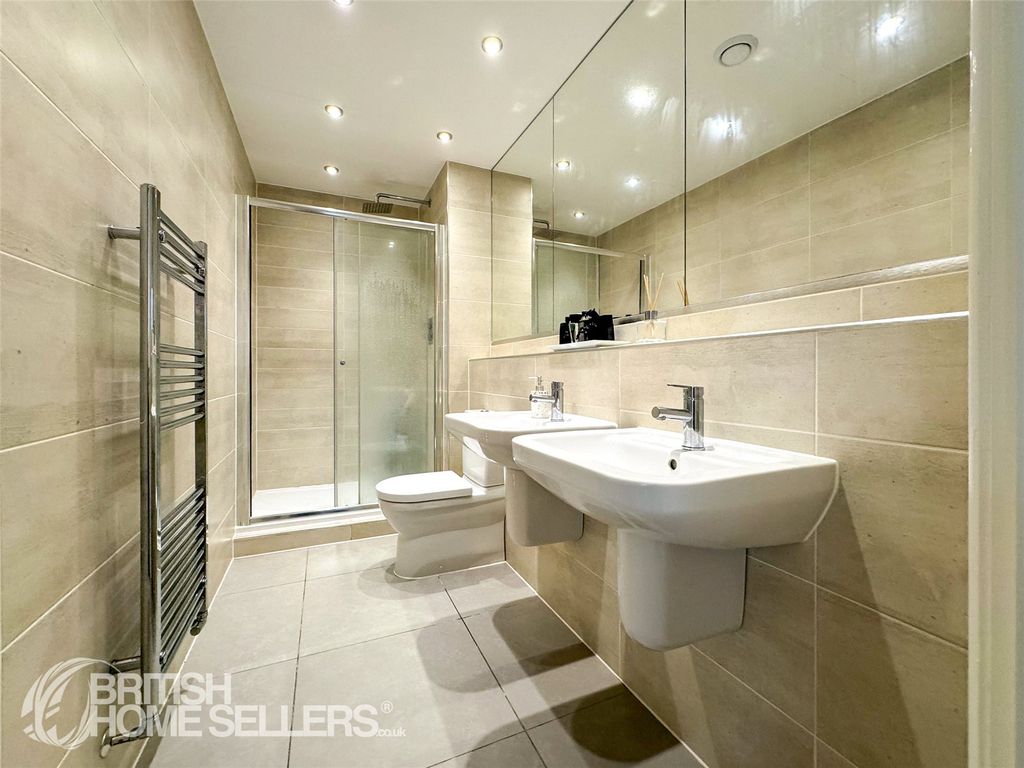 Additional image 9 of 3 bed flat for saleKershaw Drive, Lancaster, Lancashire LA1