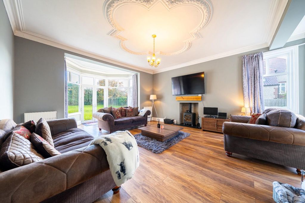 Additional image 6 of 6 bed detached house for saleKingsgate, Bridlington YO15